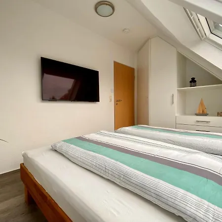 Apartment Ferienhus 4 *